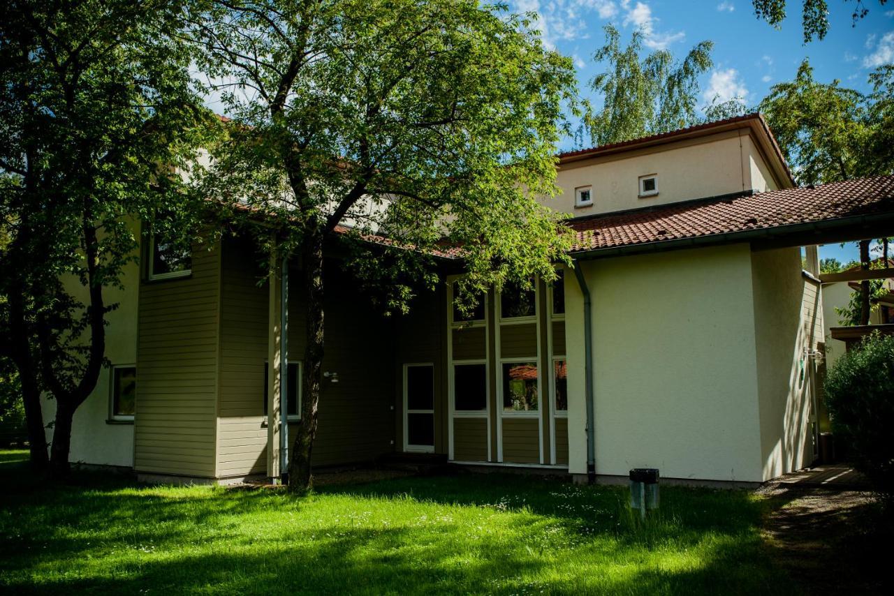 Miedzynarodowy Dom Spotkan Mlodziezy W Oswiecimiu エクステリア 写真